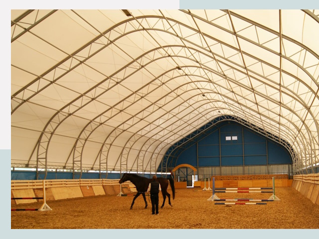 Строительство конных манежей в Видном